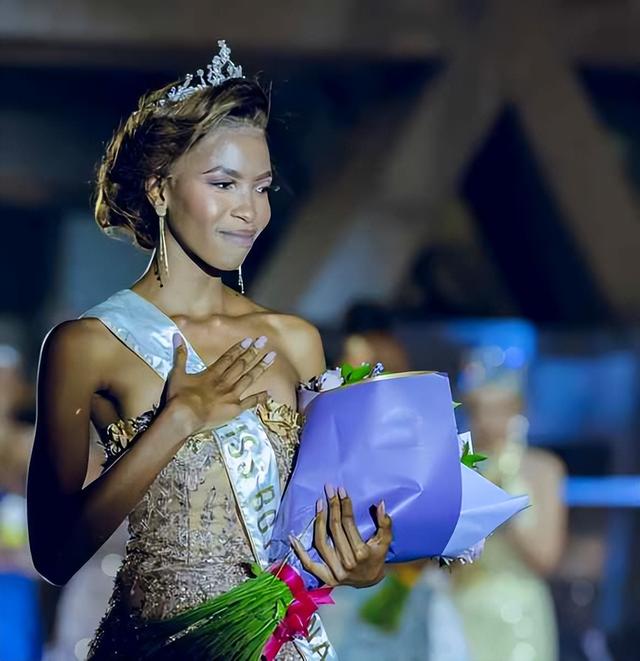 环球小姐南非国家代表佳丽，身材是最吸引人眼球的