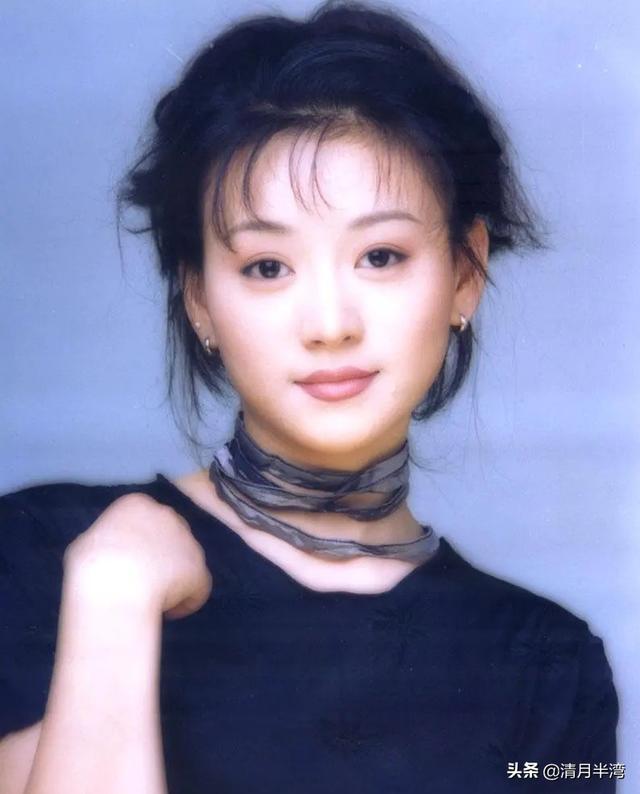 好山好水出美人，9位江南古典美女，肤如凝脂，一个赛一个漂亮