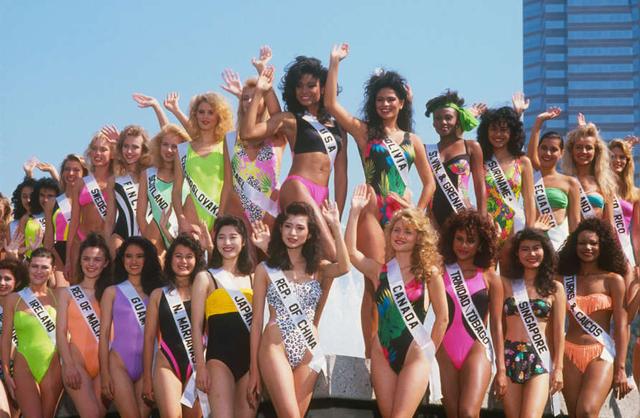 世界上最美的女孩,穿泳装是什么样