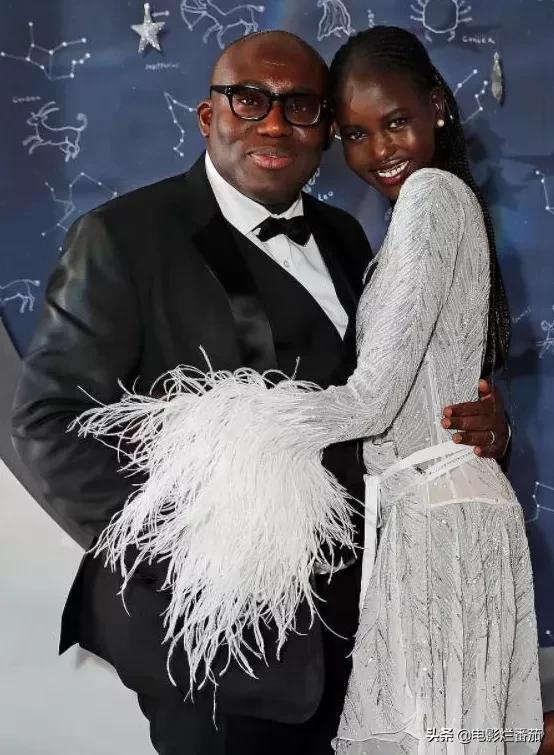 9名超模“黑美黑美”,有的面孔精致,有的是“十头身”美女