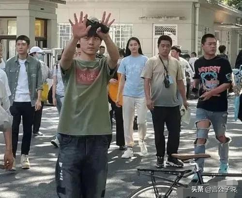 7位堪称“半身美女”的女星,看脸貌美如花,看下半身惨不忍睹