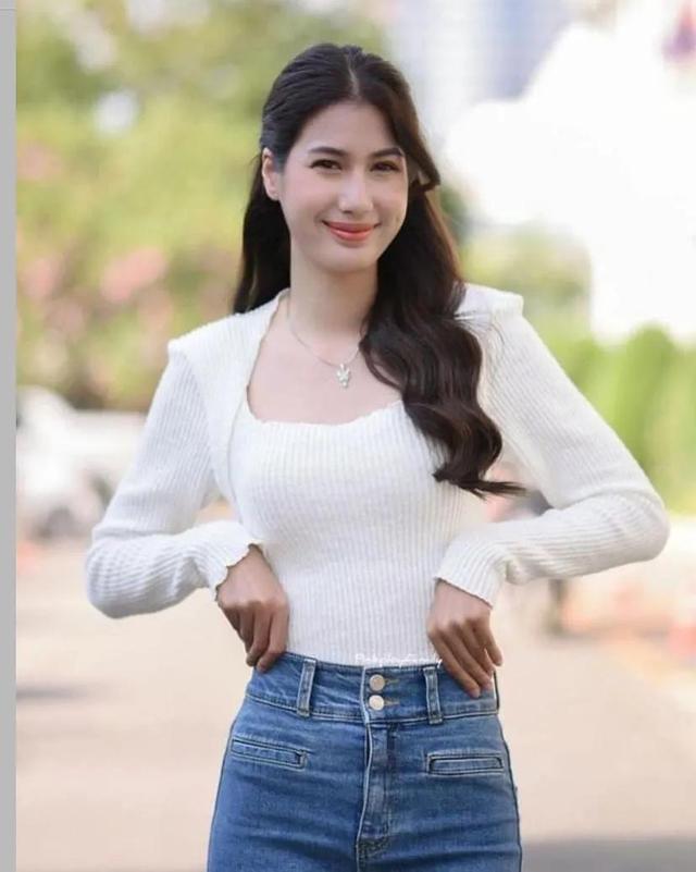 外国美女性感高清写真第十五期