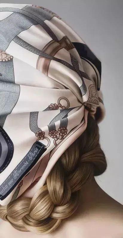 美女超“变态”写实技法，画少女人体很逼真！冷军看了都汗颜