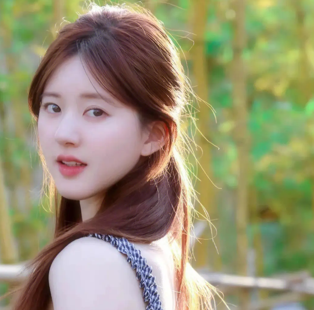 1天2个瓜！资源逆天95花控制不住下半身，3字男星睡女星睡经纪人