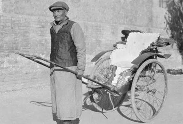 北平狐狸塔下，白人少女被割去双乳，掏空内脏，更险恶的是人心！