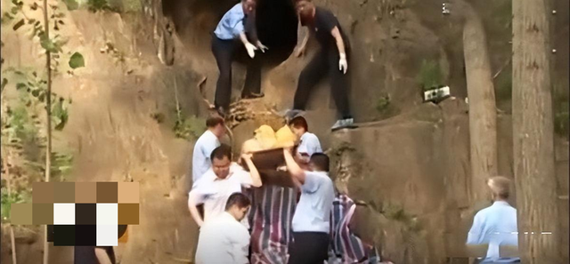 消失的夫妻：山东费县，四个年轻人当着丈夫的面折磨妻子8小时