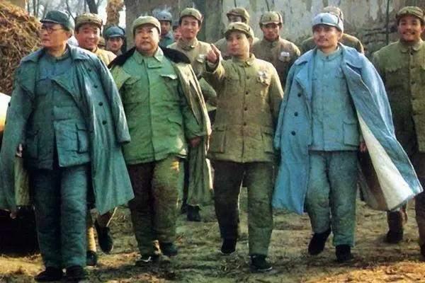 盘点电影《大决战》里隐藏在龙套角色里的明星们