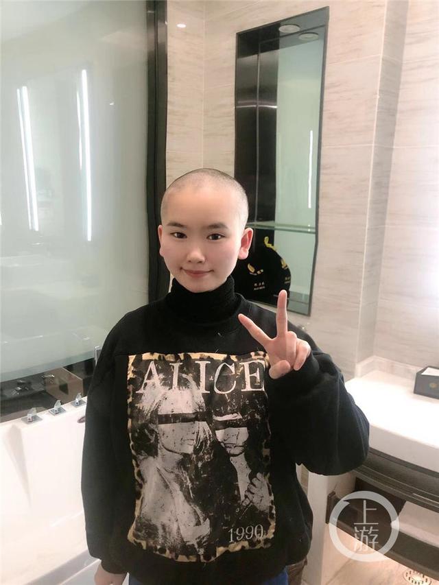 驰援孝感｜5位姑娘剪掉长发剃了光头：“为了这场战疫，我们愿意”