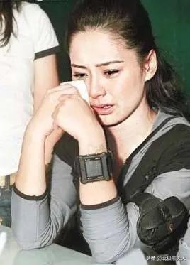 “双面玉女”阿娇的幻灭史：外表清纯，内心疯狂，身边男人不断