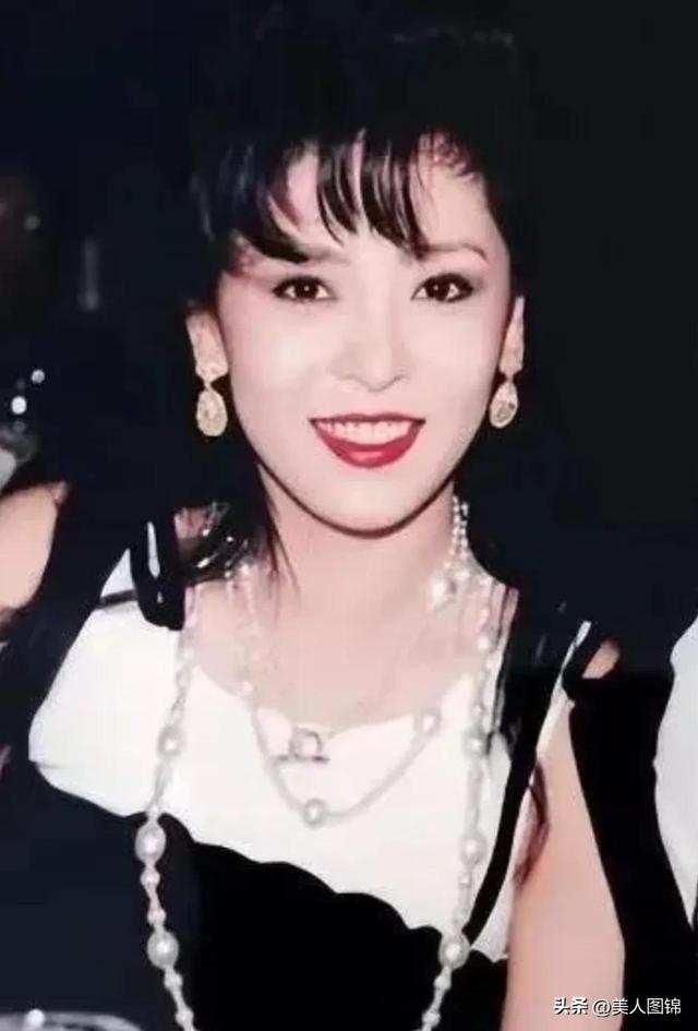 回眸一笑百媚生的美女~永盛女神张敏