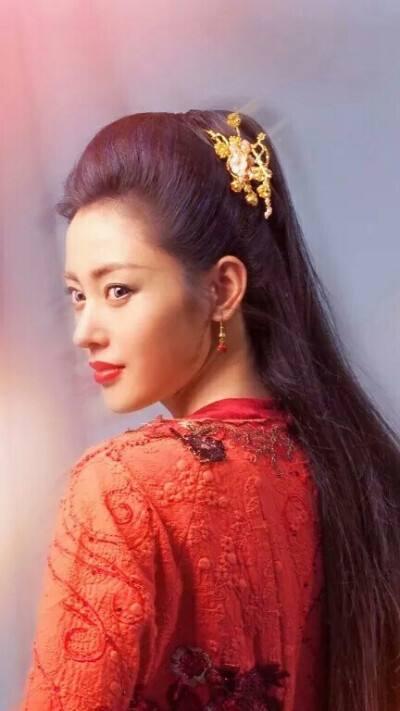 盘点进入娱乐圈的10位女网红：白鹿踏实认真，赵露思俏皮搞笑