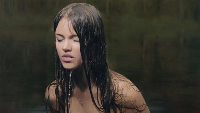 他笔下的湿身女人体少女,美得让人沦陷!细腻逼真堪称人肉打印机