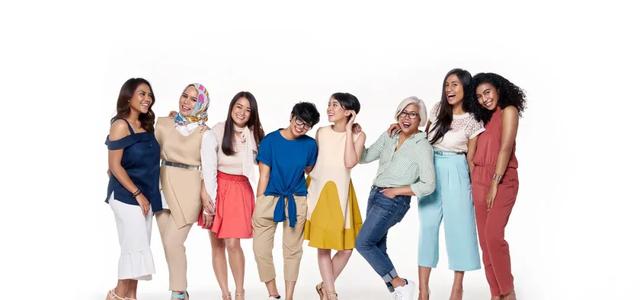 大师笔下薄纱曼妙的女人体，被吸引得无法自拔，一画就是40年