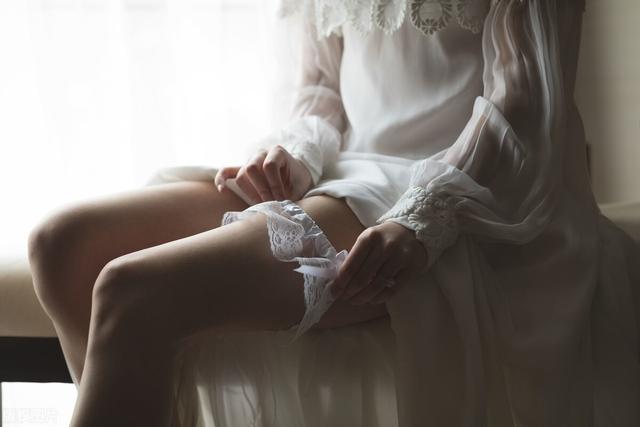 广东中山女书记一身“绝活”，丈夫为升官亲自准备“避孕套”