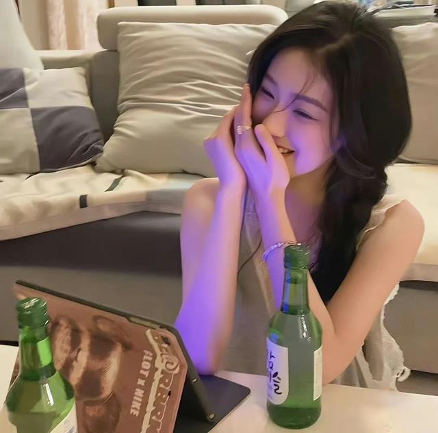 夏日小清新清爽女生头像