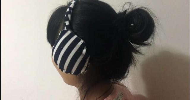 媳妇太有才了，废旧内衣剪一剪，大人小孩都能用，冬天戴上太棒了