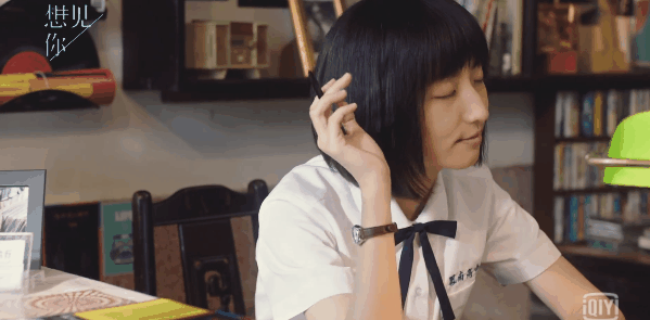 “陈韵如假扮黄雨萱”被骂得越惨，我越想见你柯佳嬿红