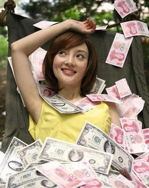 世上有没有真正的美女?美女现象给我们造成了怎样的危机?