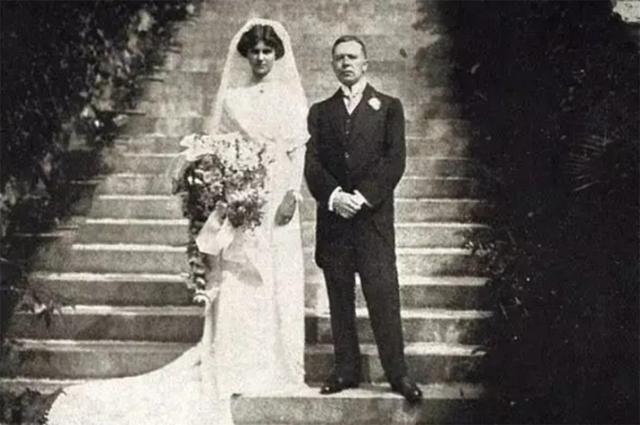 北平狐狸塔下，白人少女被割去双乳，掏空内脏，更险恶的是人心！