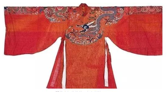 古代女子穿衣服那么严实 夏天是如何解暑的