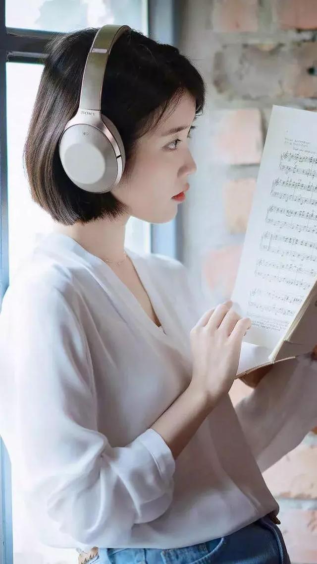 这个完美的女人，男人见了都会“哎呦”一声