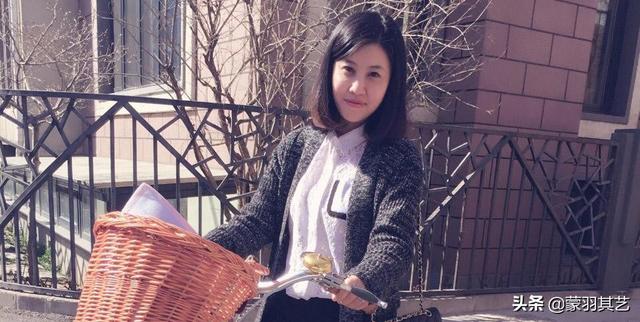 匆匆那年：美女作家九夜茴成名记，和她大亨老公张小波的花边往事