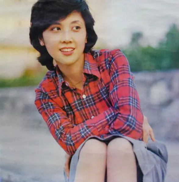 86版《西游记》美女如云，只有她艳压群芳，女儿国国王成一代经典