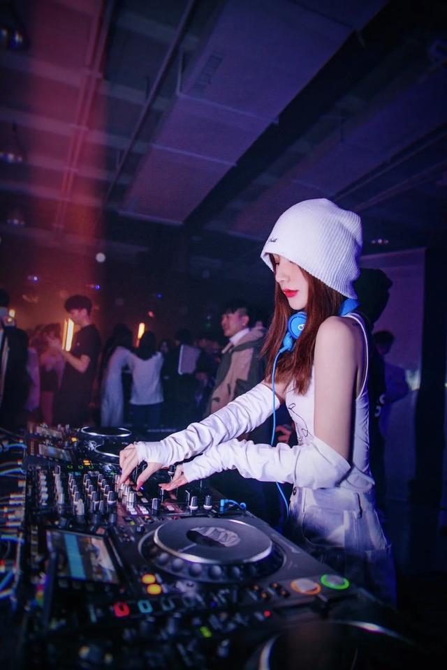 2021国内夜店女DJ颜值大赏
