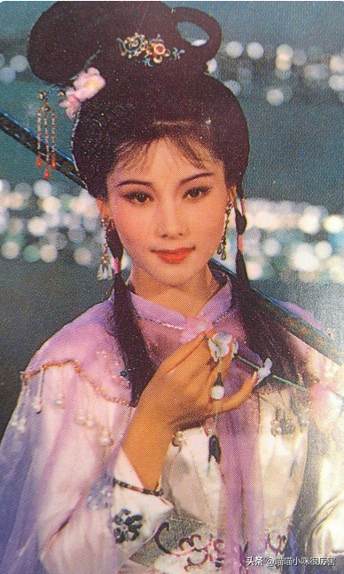 8位好看的“中国式”天然美女，没整容没微调，比网红脸耐看太多