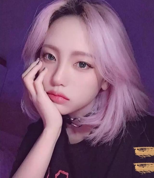 9款女生大脸圆脸适合的发型，时尚又减龄，特别显脸小