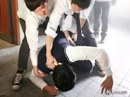 15岁少年强奸7岁女童后推下25楼,“爸爸经常当着我的面看黄片”