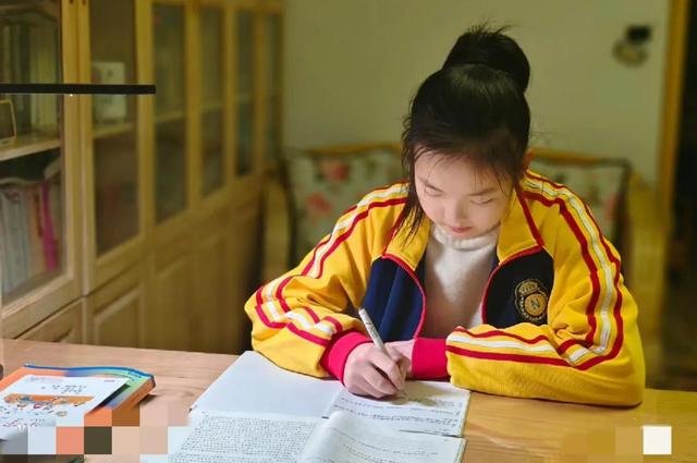 16岁花季少女校园捅死男孩！早恋的悲剧?真相是什么?