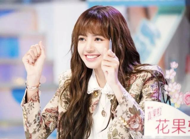 2022全球最美的10张脸：寡姐仅第7，中国3人入选，其中一人排第2