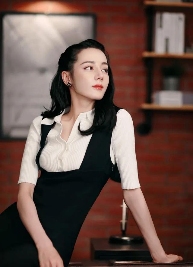 2022全球最美的10张脸：寡姐仅第7，中国3人入选，其中一人排第2