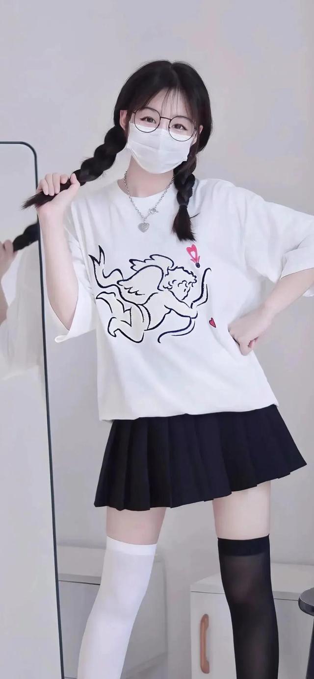 超级精品高清小姐姐照片（无水印）点赞收藏吧