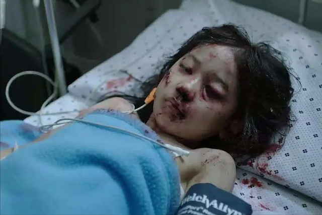 素媛:8岁女童遭非人虐待,被拖进厕所折磨近1小时,留下终身残疾