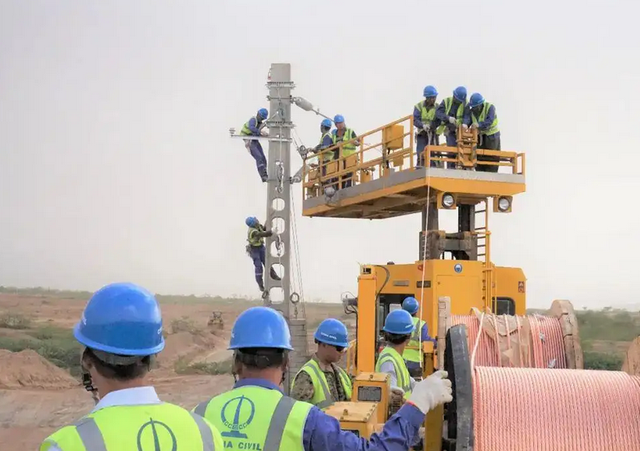2017年，非洲漂亮姑娘嫁到四川：原以为我家很富，直到我嫁到中国