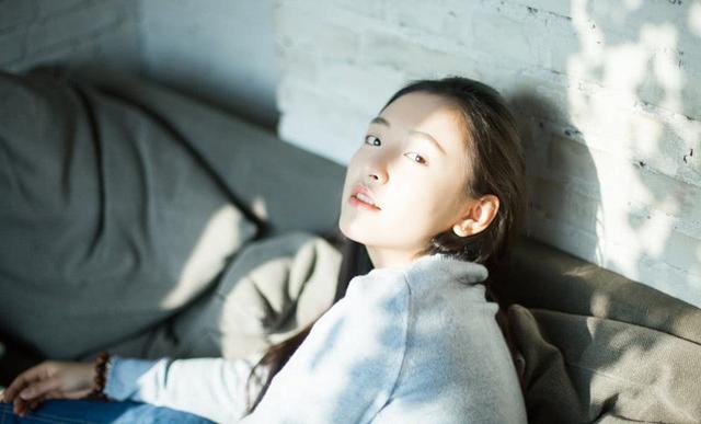 盘点进入娱乐圈的10位女网红：白鹿踏实认真，赵露思俏皮搞笑