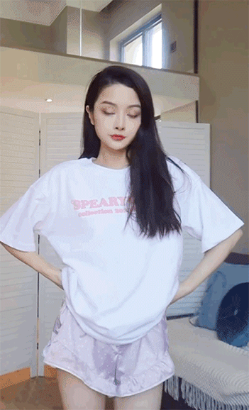 大胸女生要怎么穿，才好看又气质