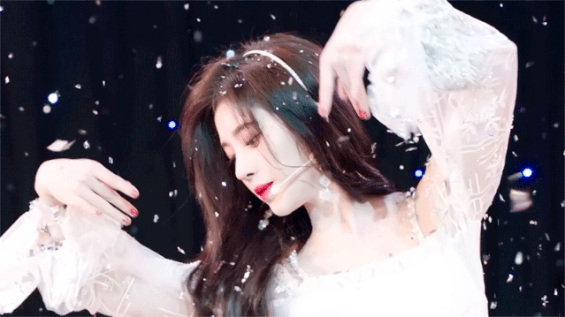 后天美女鞠婧祎