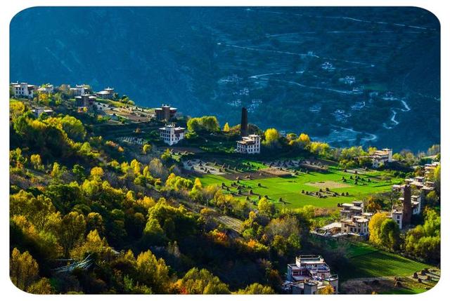 丹巴——珍藏着美人谷和中国最美乡村，被誉为千碉之国，拥有四最