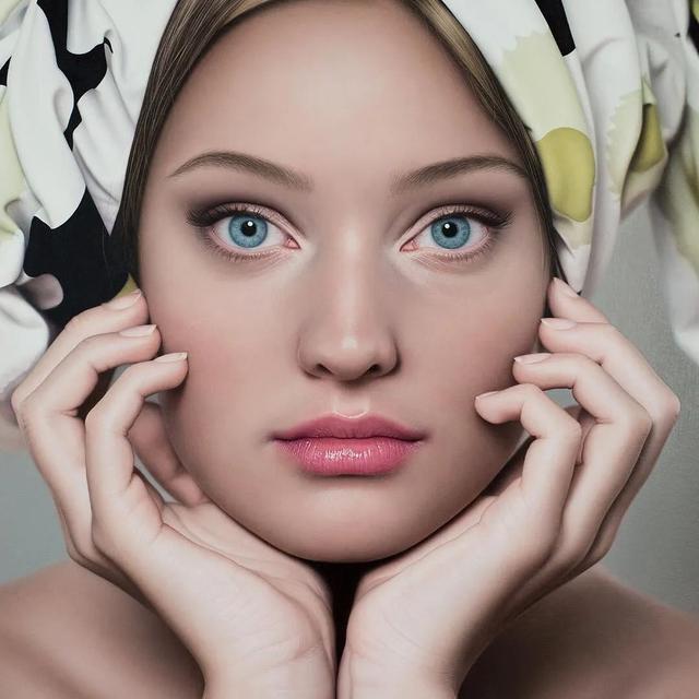 美女超“变态”写实技法，画少女人体很逼真！冷军看了都汗颜