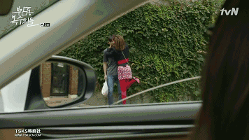 开播就9.0，这是一部用「演技」撑起来的逗逼复仇剧