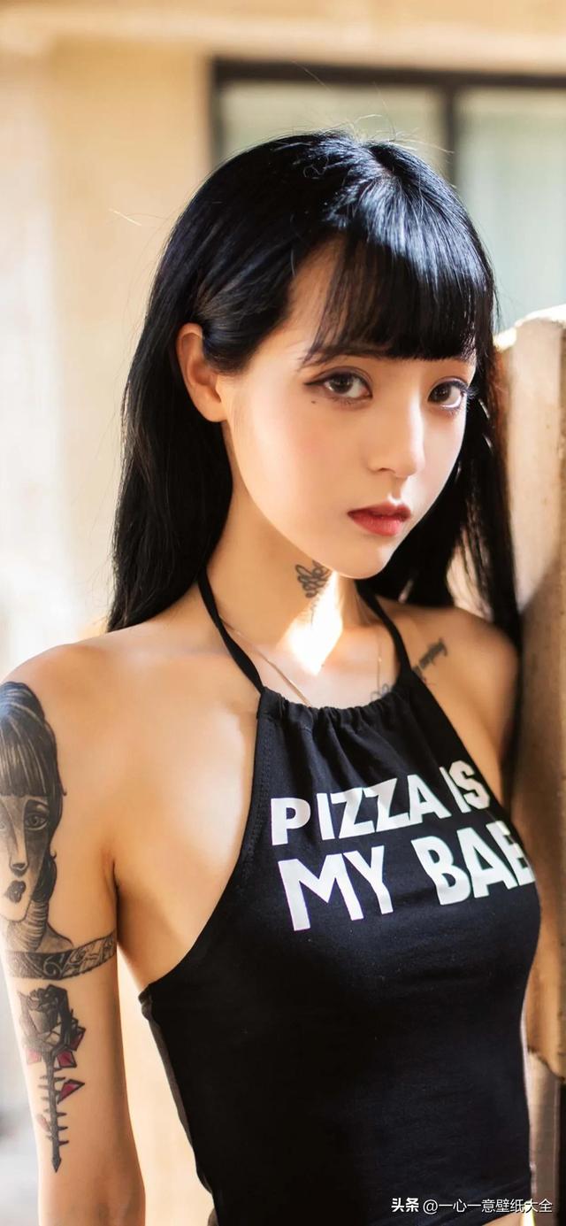 性感美少女性感迷人气质,是你喜欢的类型吗?