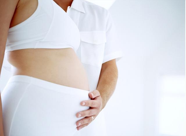 消失的夫妻：山东费县，四个年轻人当着丈夫的面折磨妻子8小时