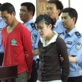 19岁北京女大学生，将37岁老总勒杀，并剁成260块，为啥？