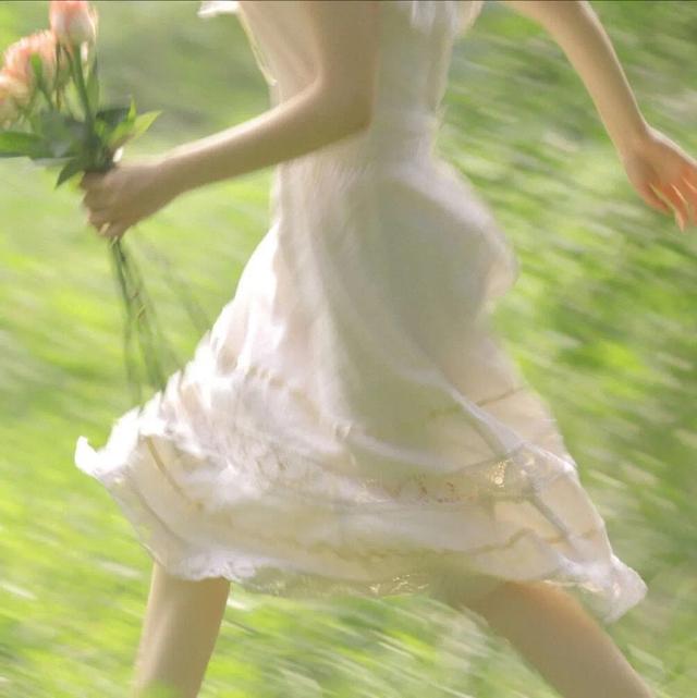 夏日小清新清爽女生头像