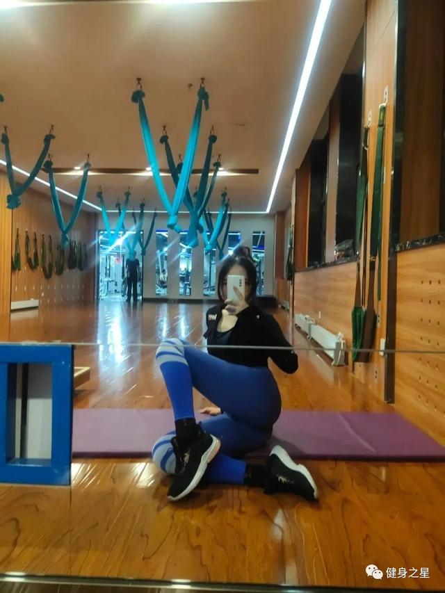 健身的女生有多美？这位95后小姐姐的身材，也太辣了