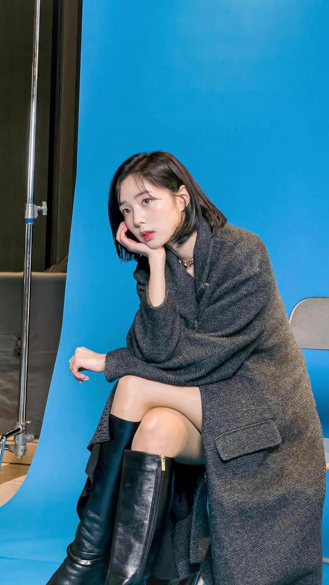 美女姐姐高清壁纸｜很有质感哦