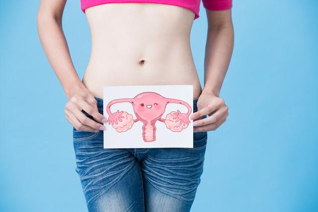 女性小便后,为什么要用纸巾擦?男人的“抖一抖”是怎么回事?